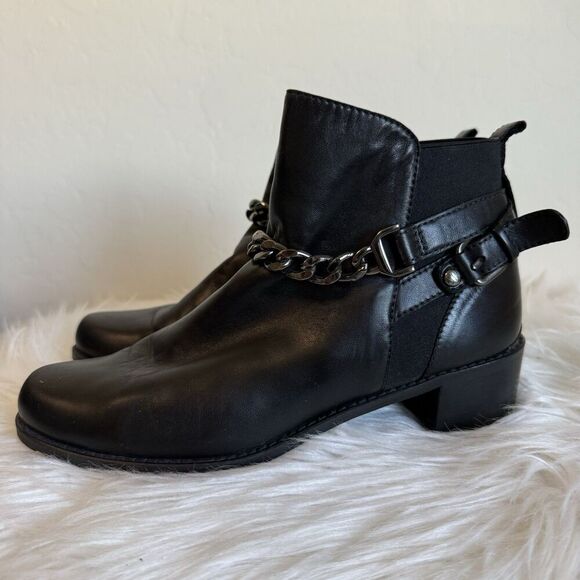Stuart Weitzman Black OnTheStreet Soft Leather Chainlink Pull On Moto Booties - Picture 5 of 9